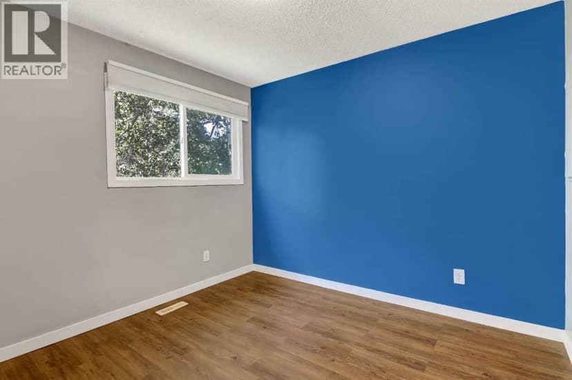 7314 98 Street — photo 16 of 31