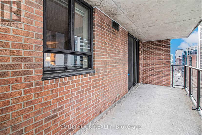 1204 - 475 Laurier Avenue W — photo 20 of 24
