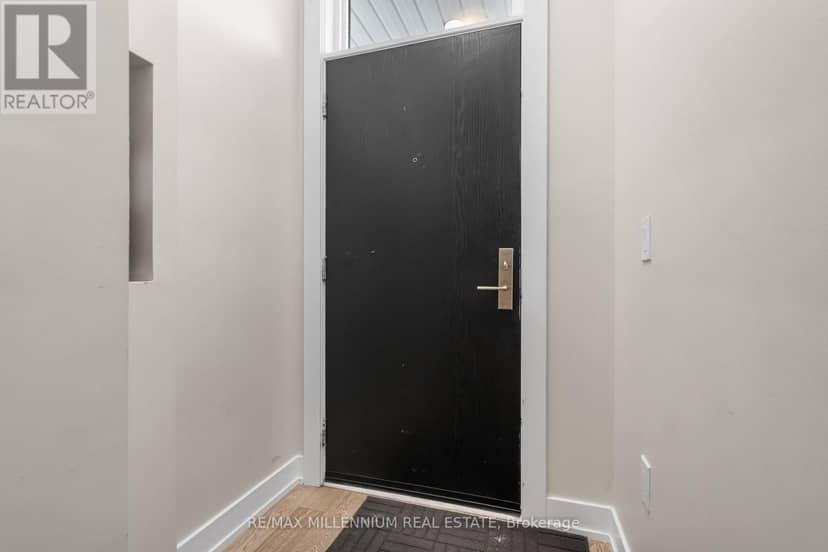 U208 - 9560 Islington Avenue, Vaughan, photo 5