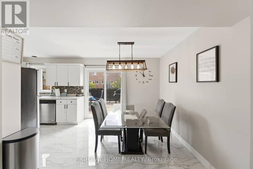 65 Wellington South — photo 7 of 39