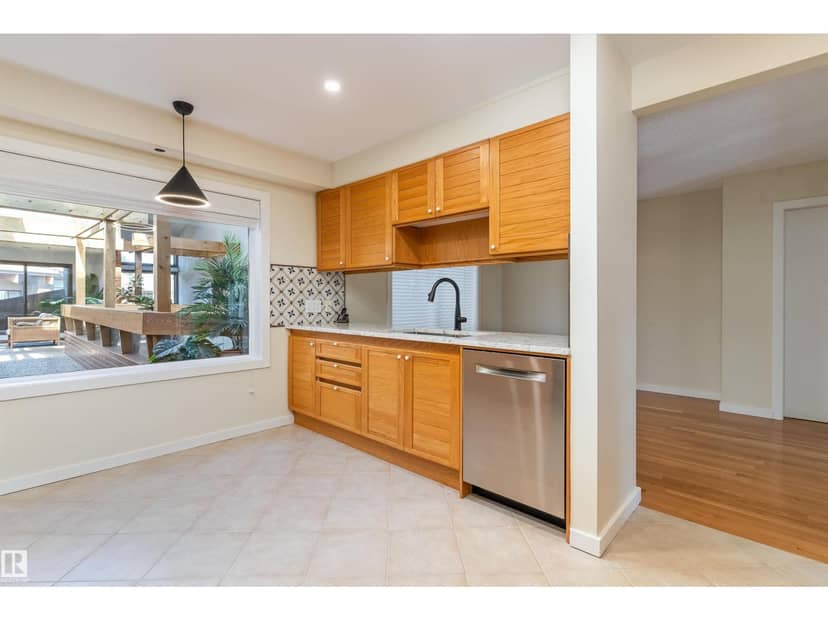 #7 14824 45 AV NW — photo 13 of 40