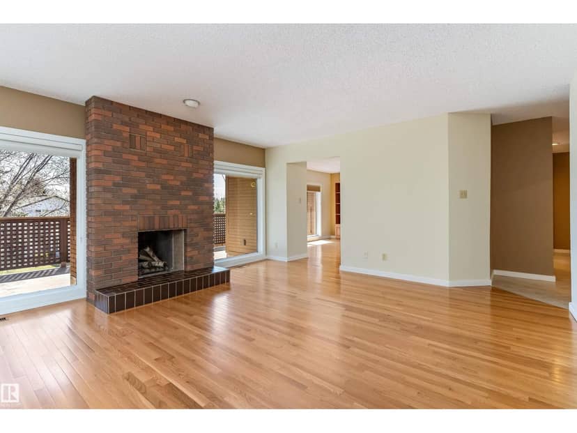 #7 14824 45 AV NW — photo 25 of 40