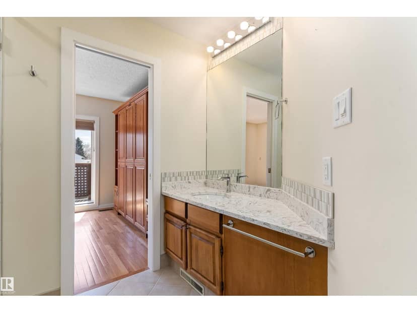 #7 14824 45 AV NW — photo 32 of 40