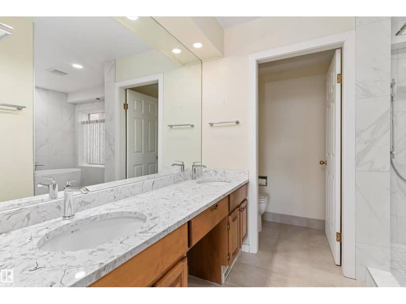 #7 14824 45 AV NW — photo 37 of 40