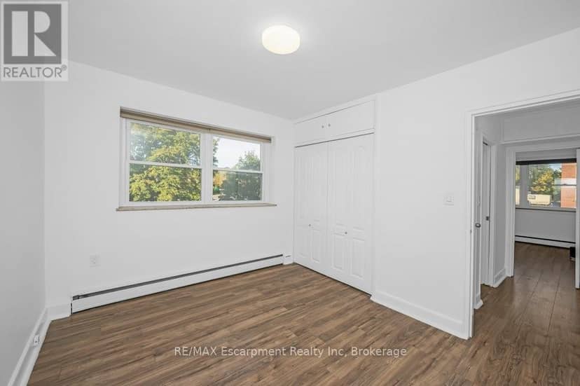 201 - 9 Grant Boulevard — photo 24 of 40