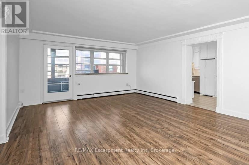 201 - 9 Grant Boulevard, Hamilton, photo 8