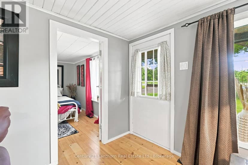 1083 County Road 5 — photo 18 of 38