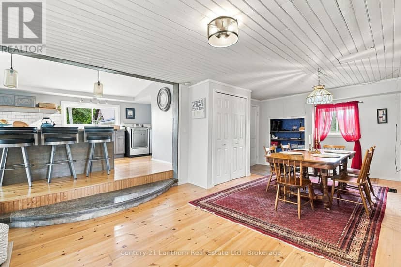 1083 County Road 5 — photo 5 of 38