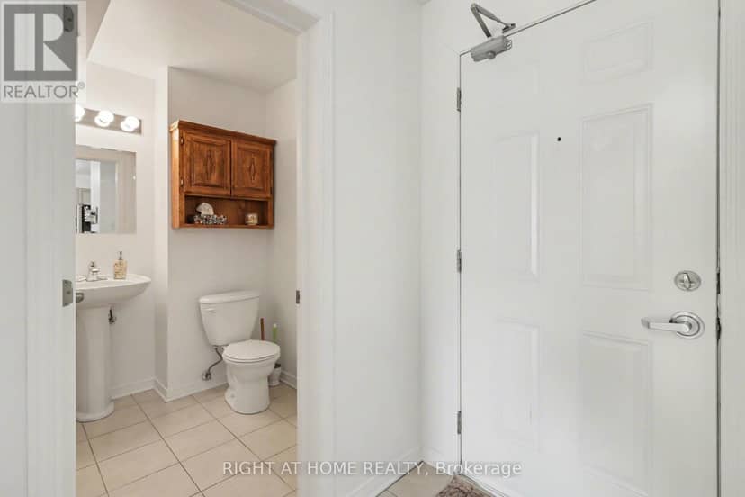 202 - 646 Cummings Avenue — photo 28 of 30