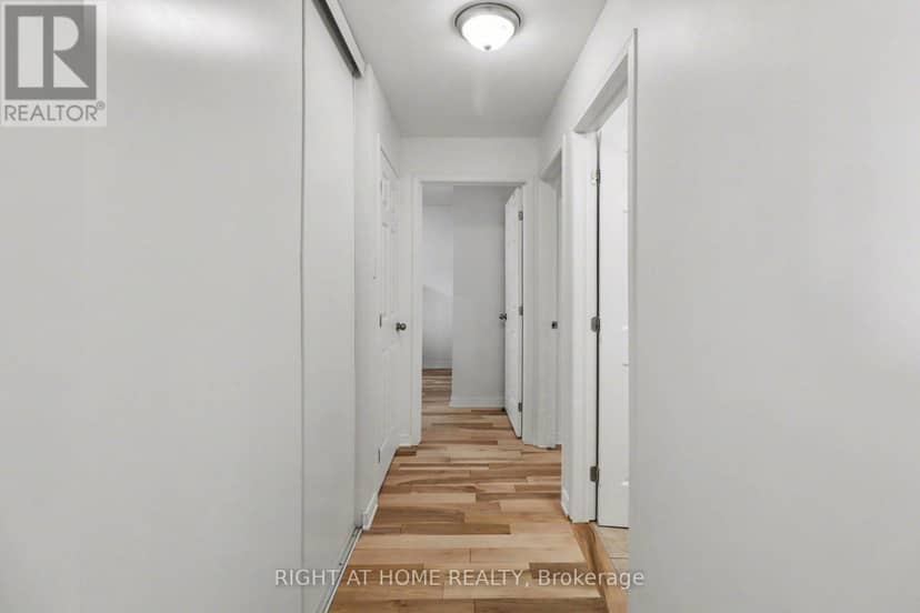 202 - 646 Cummings Avenue, Ottawa, photo 7