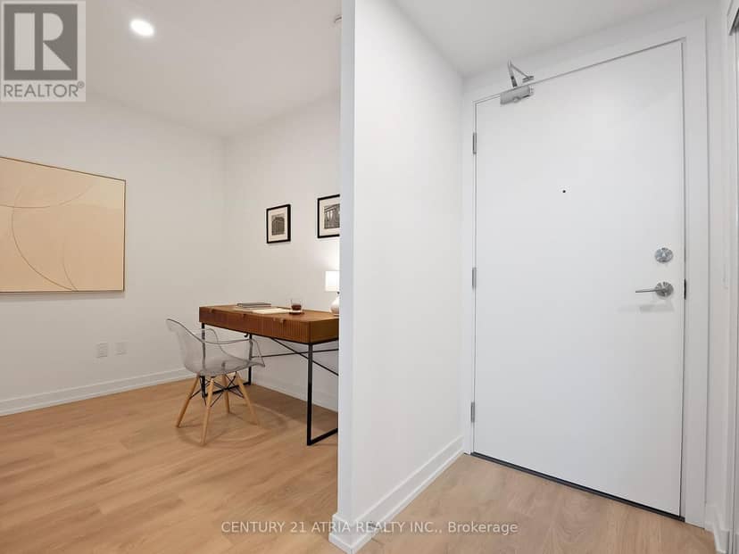 527 - 1100 Sheppard Avenue W — photo 19 of 40