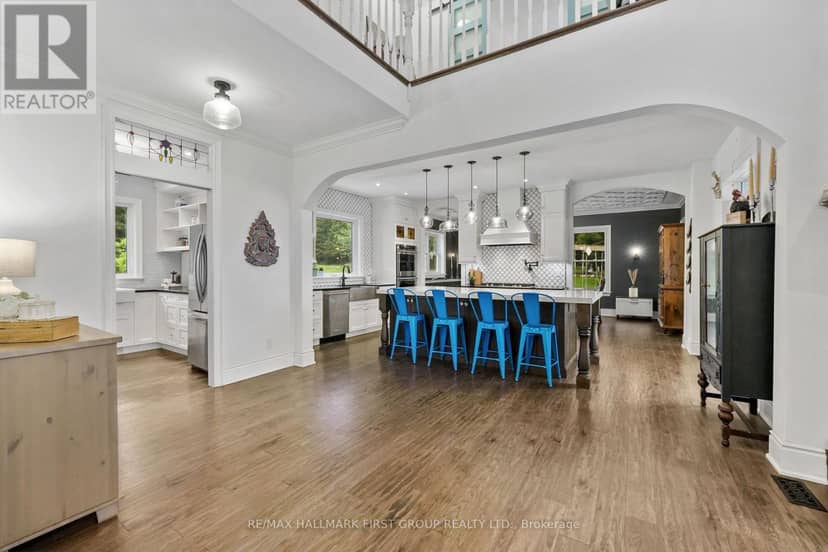 1154 Northumberland Hts Road — photo 11 of 40