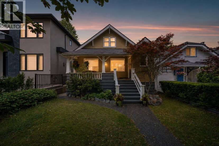 4327 W 12TH AVENUE, Vancouver