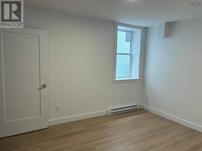 34 Berm Street — photo 5 of 24