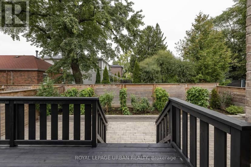 70 Parkview Hill Crescent — photo 16 of 39