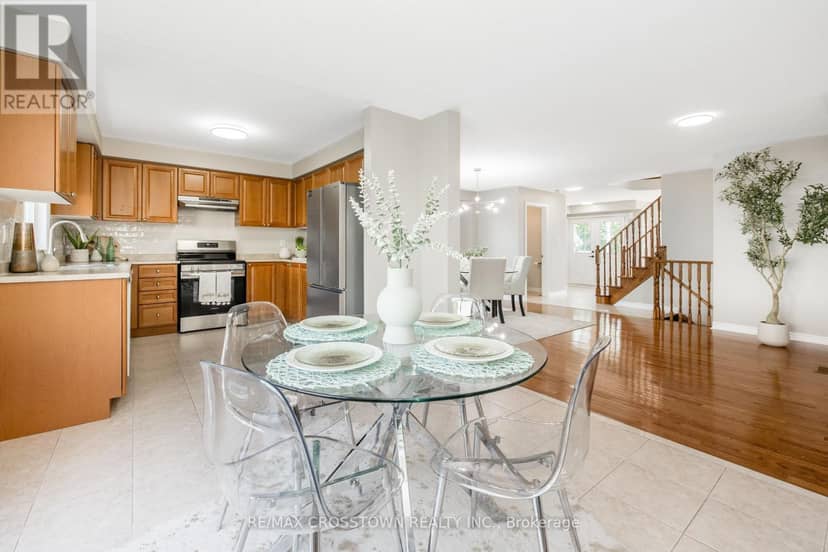 22 Maple Crown Terrace — photo 15 of 40