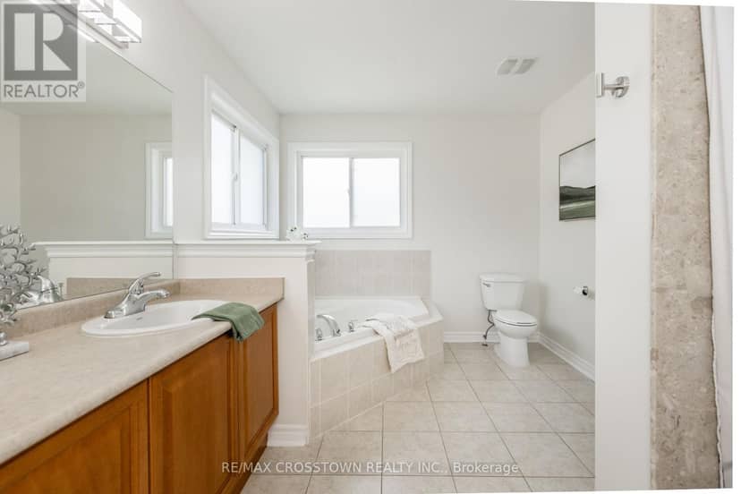 22 Maple Crown Terrace — photo 33 of 40
