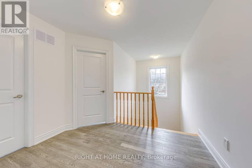 2579 Islington Avenue — photo 23 of 40