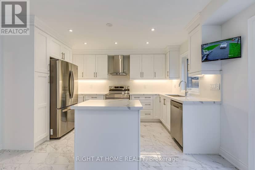 2577 Islington Avenue — photo 12 of 40