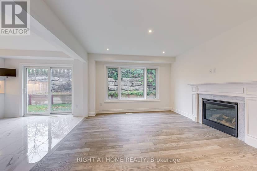 2579 Islington Avenue — photo 6 of 40