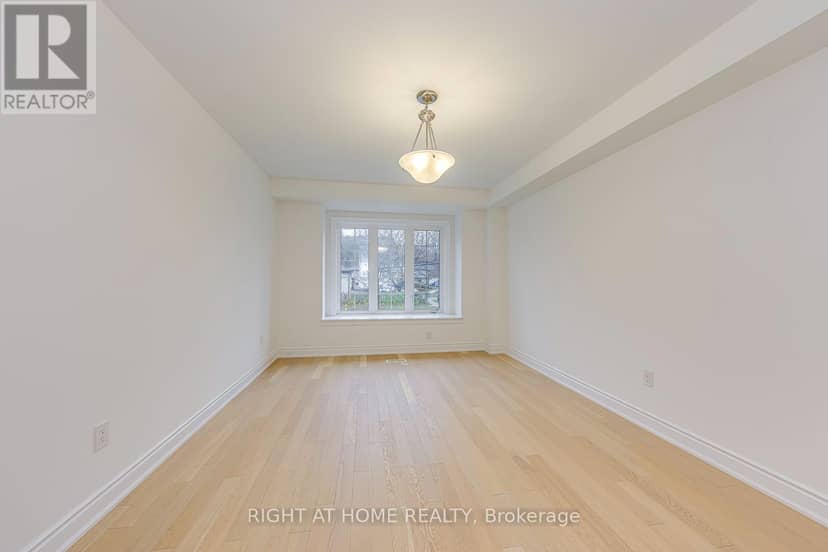 2577 Islington Avenue — photo 16 of 40