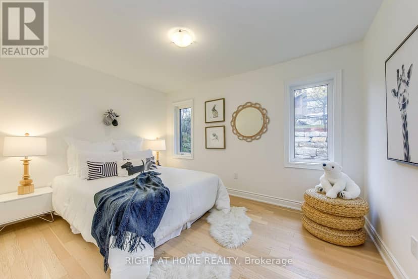 2575 Islington Avenue — photo 32 of 40