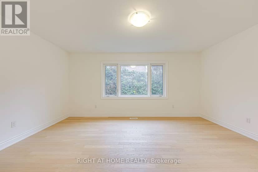 2577 Islington Avenue — photo 24 of 40