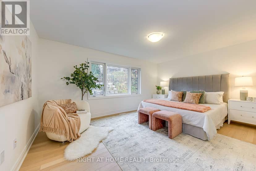 2575 Islington Avenue — photo 25 of 40