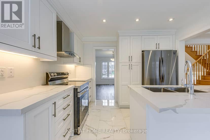 2581 Islington Avenue — photo 19 of 40