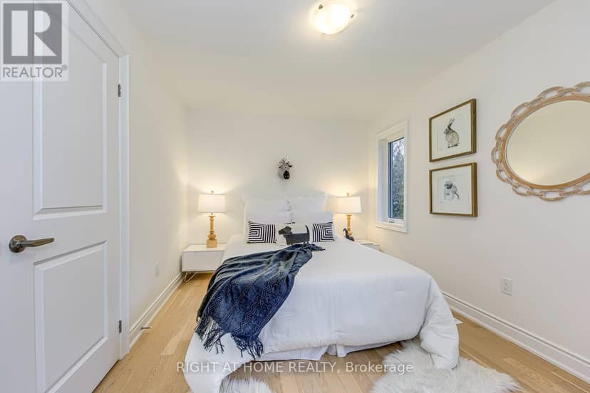 2575 Islington Avenue — photo 33 of 40