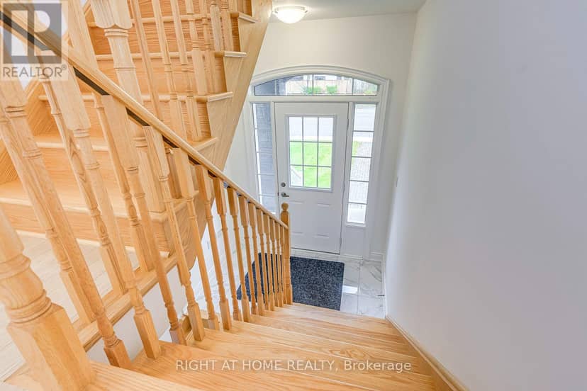 2577 Islington Avenue, Toronto, photo 5