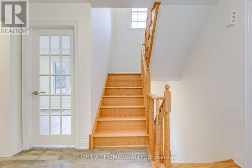 2579 Islington Avenue — photo 22 of 40