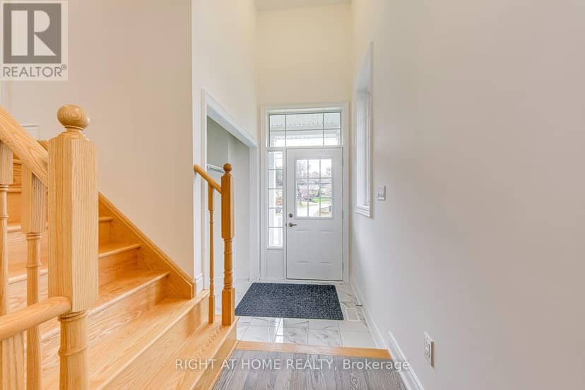 2581 Islington Avenue, Toronto, photo 7
