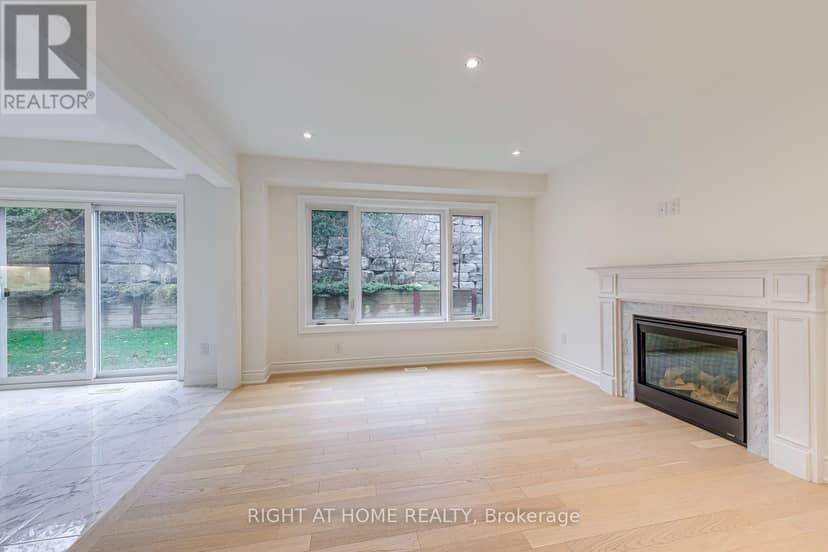 2577 Islington Avenue, Toronto, photo 6