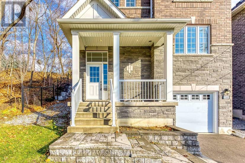 2581 Islington Avenue, Toronto, photo 5