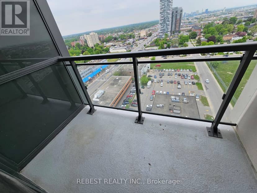 1603 - 15 Lynch Street — photo 9 of 40