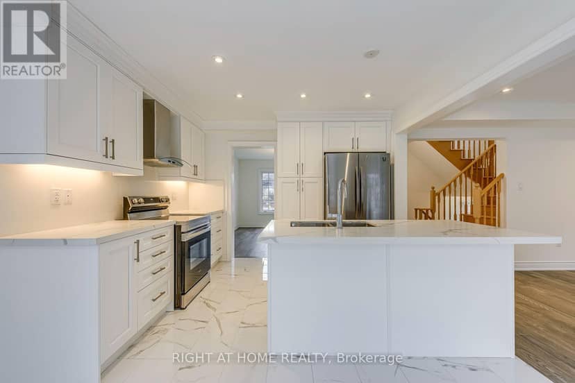 2581 Islington Avenue — photo 18 of 40