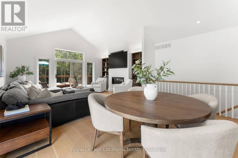 110 Mary Street — photo 15 of 40