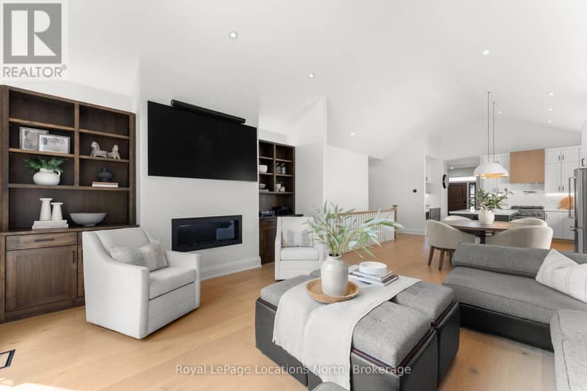 110 Mary Street — photo 17 of 40