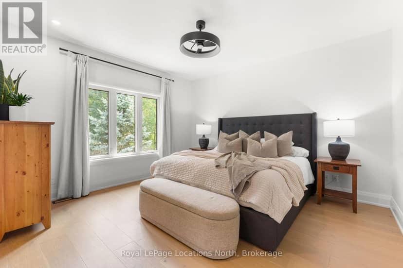 110 Mary Street — photo 19 of 40