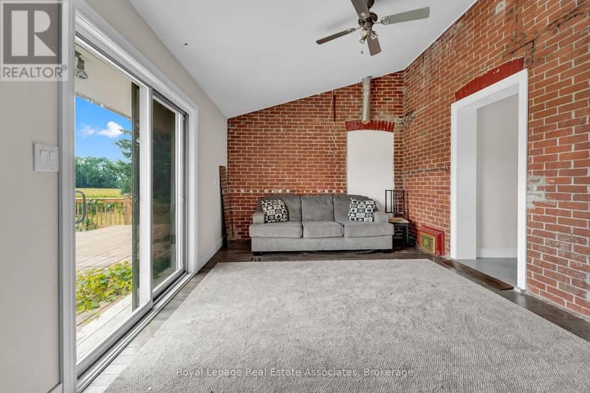 783 Highway 6 N — photo 17 of 40