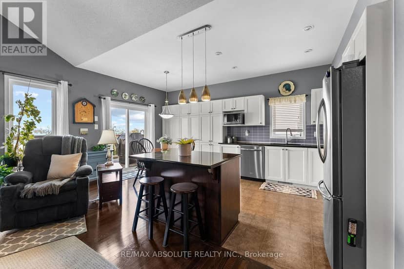 189 Edey Street — photo 13 of 40