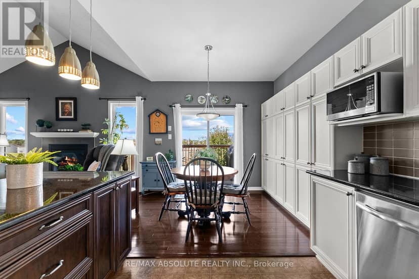 189 Edey Street — photo 17 of 40
