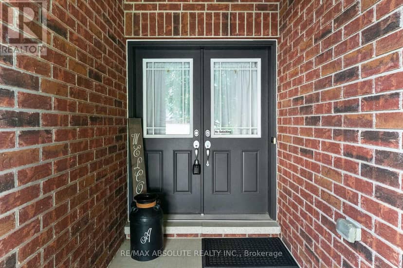 189 Edey Street — photo 2 of 40