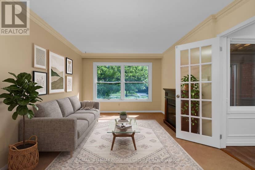 22 Richler Crescent — photo 3 of 20