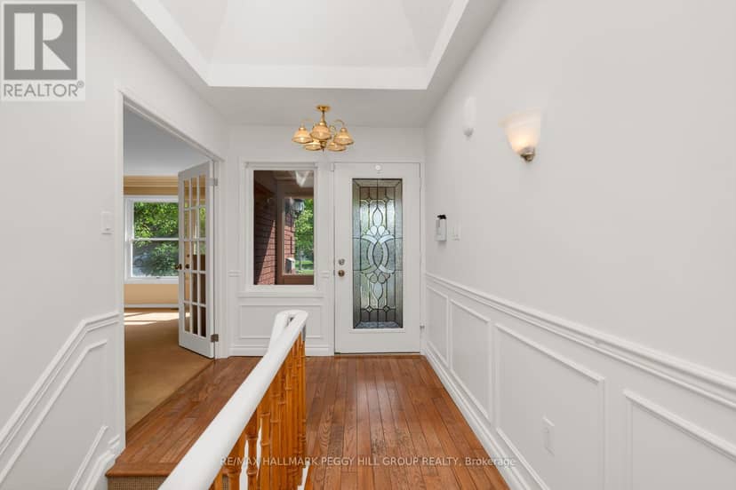 22 Richler Crescent — photo 7 of 20