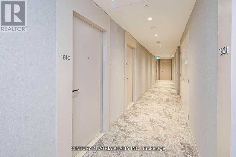 1810 - 2020 Bathurst Street — photo 19 of 40