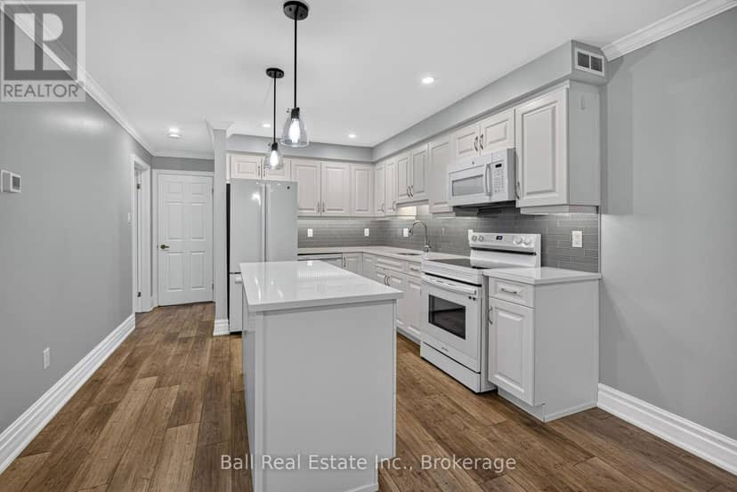 502 - 200 East Street S — photo 13 of 40
