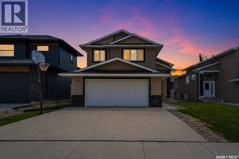 5122 Canuck CRESCENT — photo 1 of 40