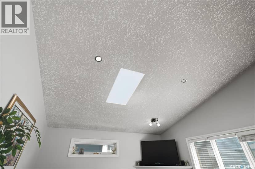 5122 Canuck CRESCENT — photo 29 of 40